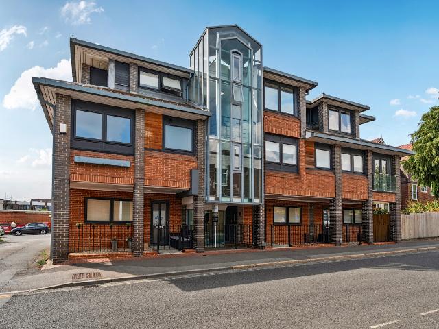 Apartment for rent in Edenbrook, Hart