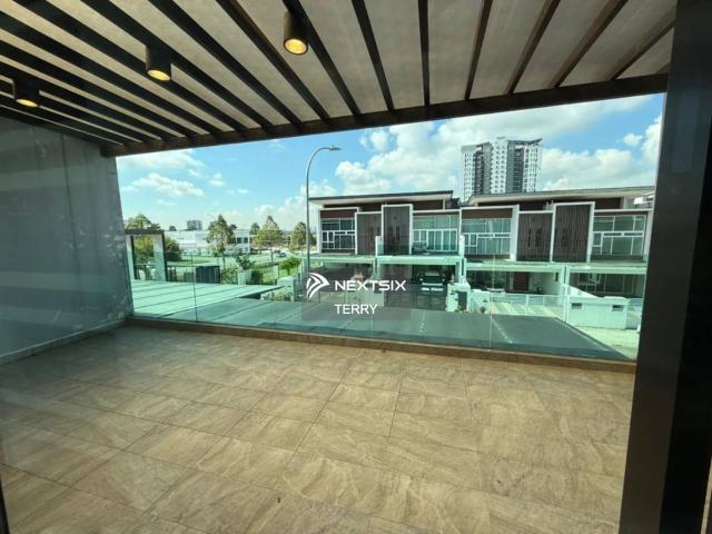 Residential House for sale in Country Heights Damansara, Kuala Lumpur