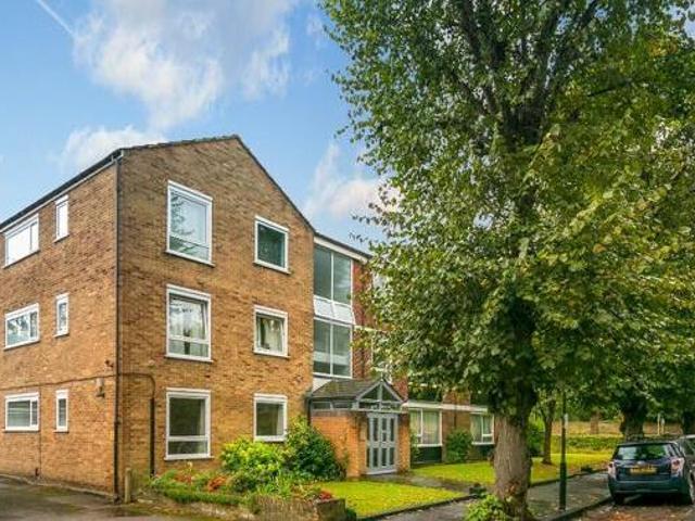House for sale in Brentford End, Greater London