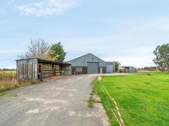 House for sale in Brayford, Lincolnshire