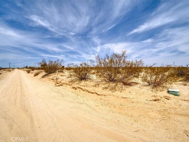 Land for sale in Joshua Tree, California