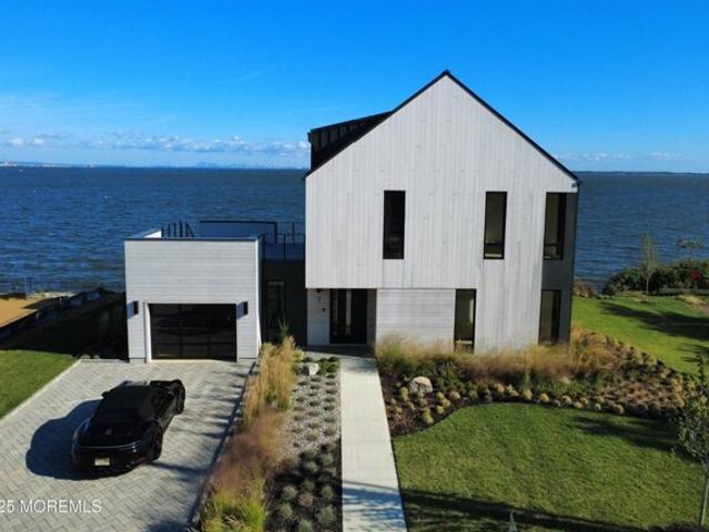 House for sale in Atlantic Highlands, New Jersey