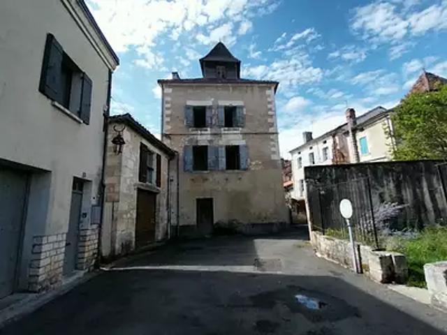 Maison vente à Nontron, Brantôme