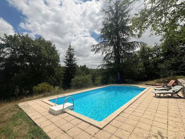 Château vente à Nontron, Brantôme