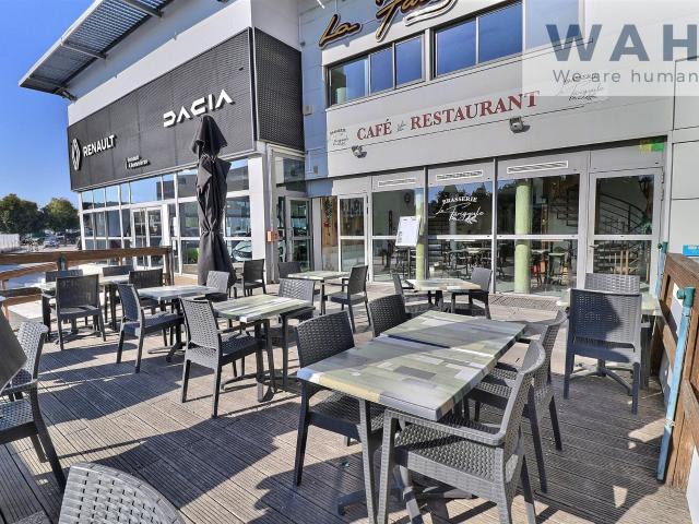 Local Commercial vente à Nîmes, Sommières