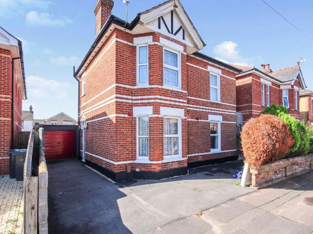 Apartment for rent in Moordown, Bournemouth