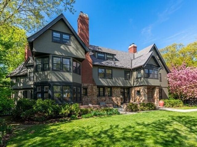 House for sale in Cambridge, Middlesex County