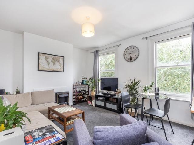 House for rent in Kensal Town, Greater London