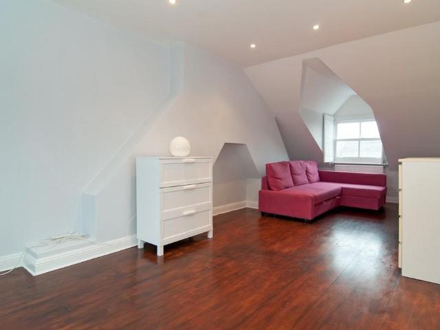 Apartment for rent in Kensal Town, Greater London