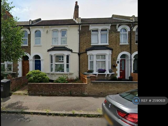 House for rent in London Borough of Lewisham, Greater London