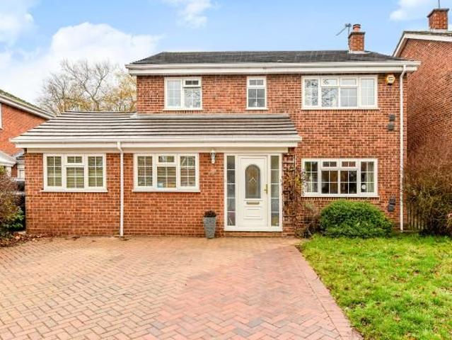 House for rent in Holyport, Bray
