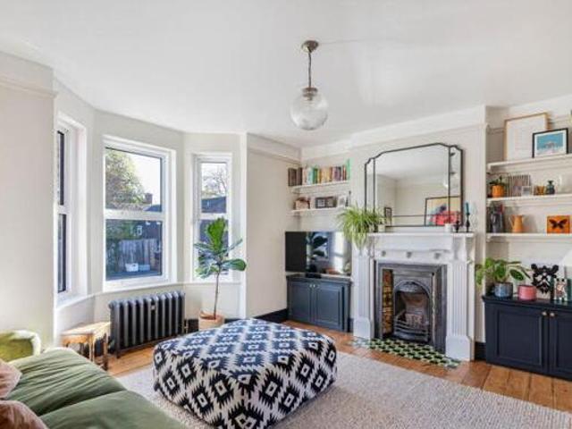 House for sale in Guildford Park, Westborough