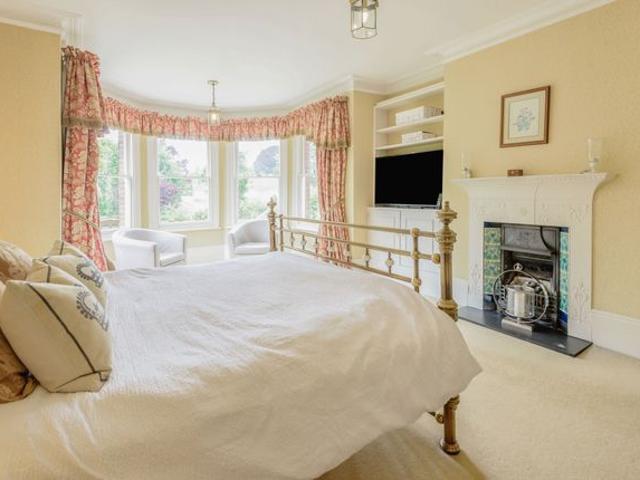 Apartment for rent in Bray, Bray Wick