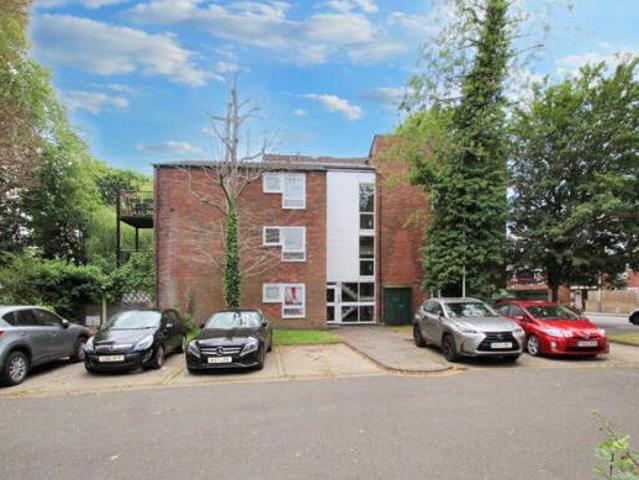 House for sale in Uxbridge, Greater London