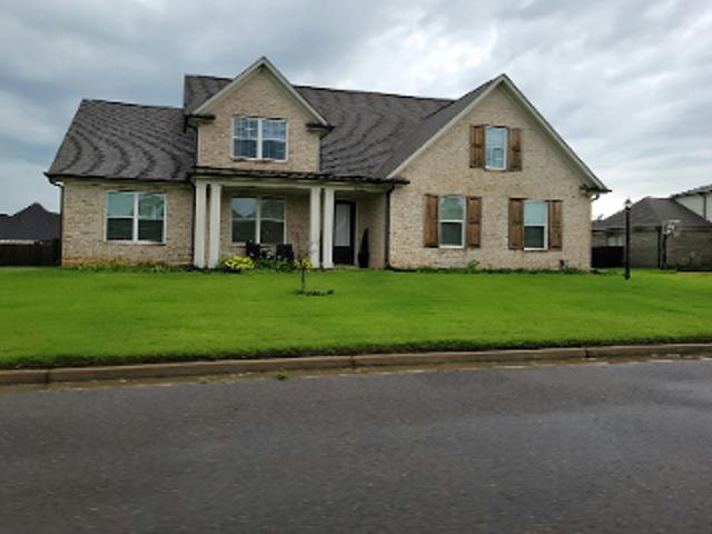 House for sale in Nesbit, Mississippi