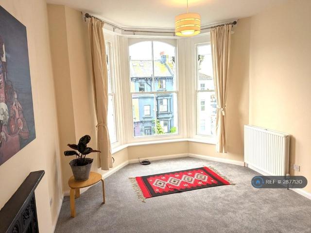 Apartment for rent in Blacklands, Guestling Green
