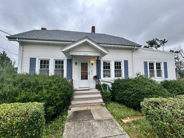 House for sale in Bristol, Massachusetts