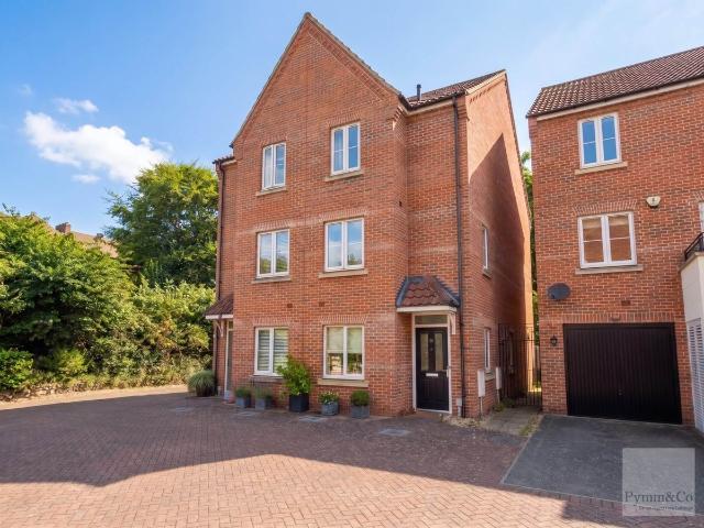 Apartment for rent in Lakenham, East Bank