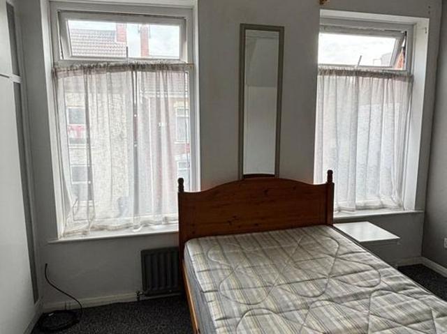Room for rent in Summergangs, Hull