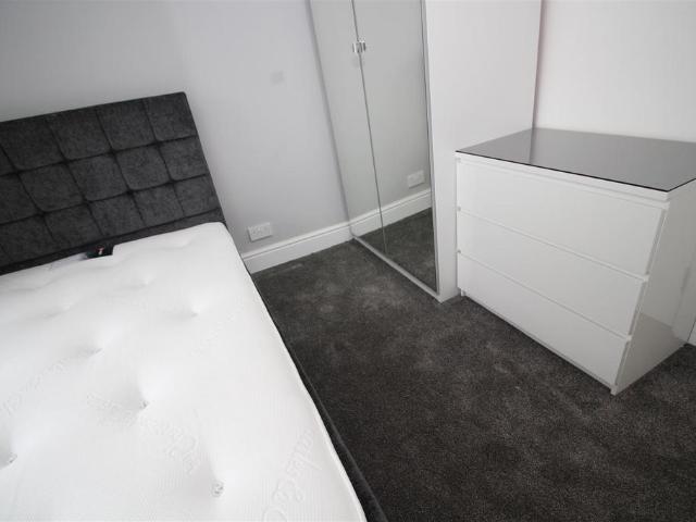 House for rent in Bede Island, Leicester