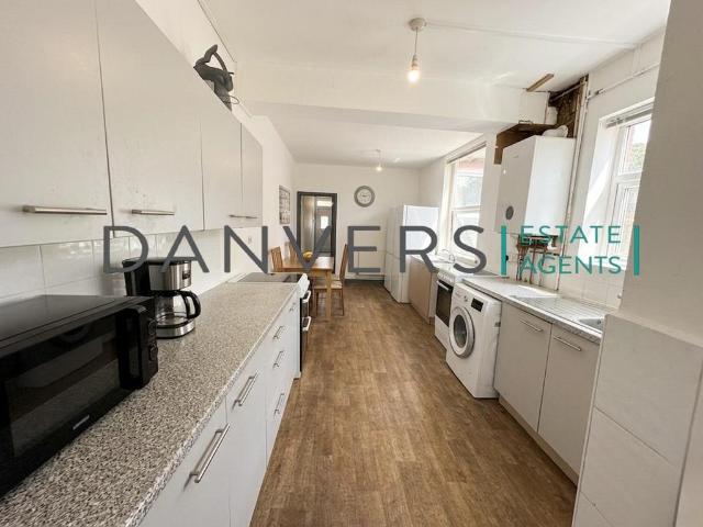 House for rent in Bede Island, Old Wharf