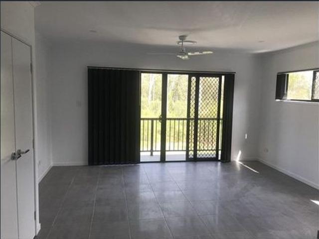 Townhouse for rent in Toombul, Queensland
