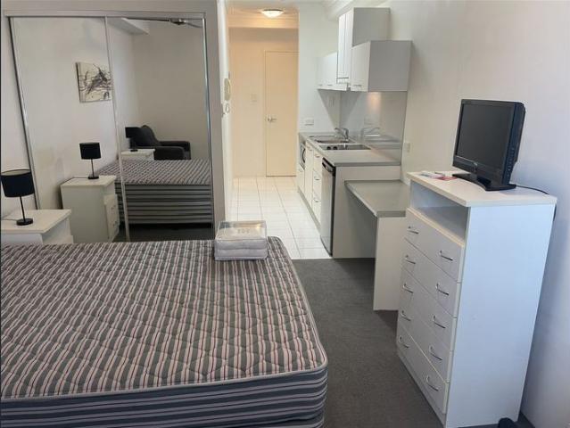Granny Flat for rent in Varsity Lakes, Gold Coast City