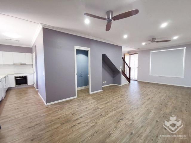 Townhouse for rent in Orange Groves, Greater Brisbane
