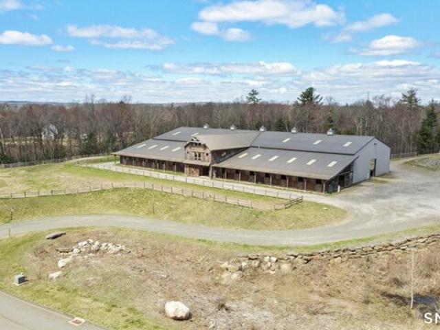 House for sale in Harwinton, Northwest Hills Planning Region
