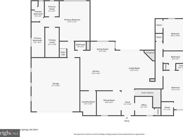 House for sale in Hedgesville, West Virginia
