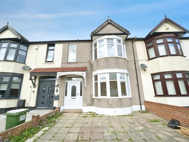 House for rent in London Borough of Redbridge, Greater London