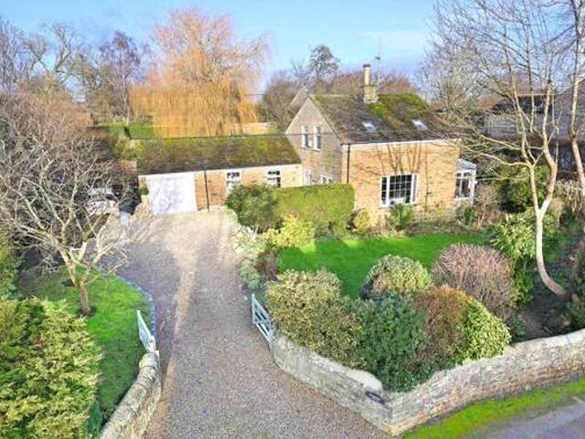 House for sale in Harrogate, York and North Yorkshire