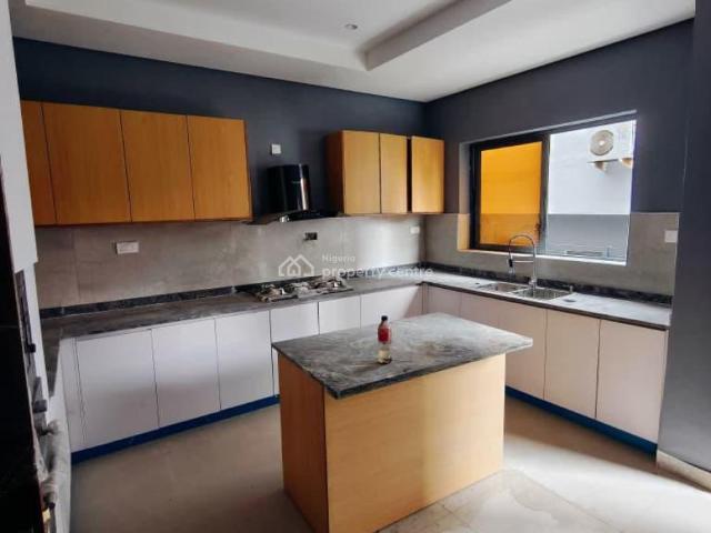 Detached house for sale in Ikeja , Abuja