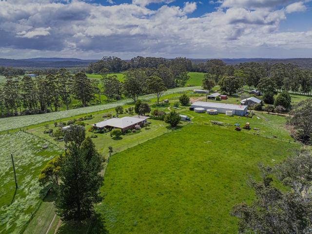 Cottage for sale in Hazelvale
