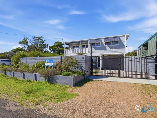 House for sale in Loch Sport, Victoria