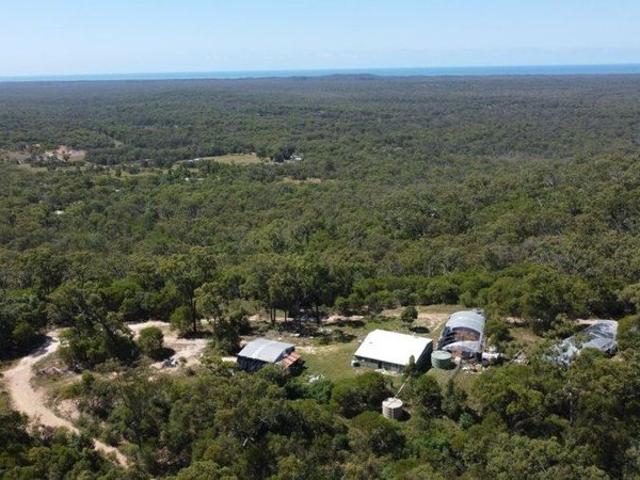Cottage for sale in Deepwater, Queensland