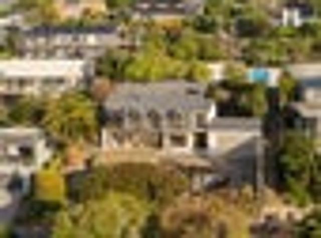 House for sale in Chaslands, Canterbury