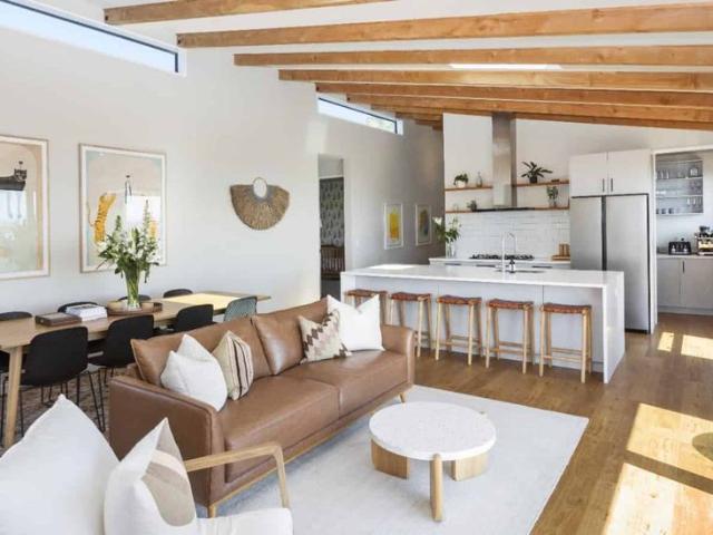 House for rent in Chaslands, Canterbury