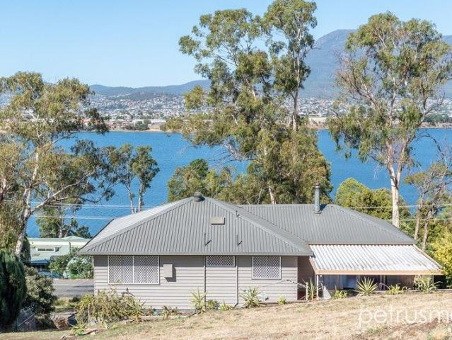 House for sale in Otago House for sale in Otago