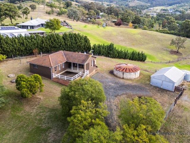 Cottage for sale in Menangle, New South Wales