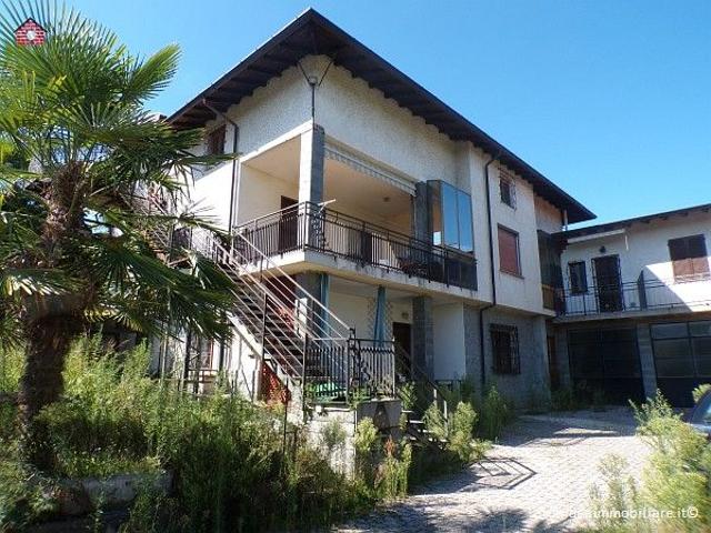 Appartamento in vendita a Brebbia, Lombardia