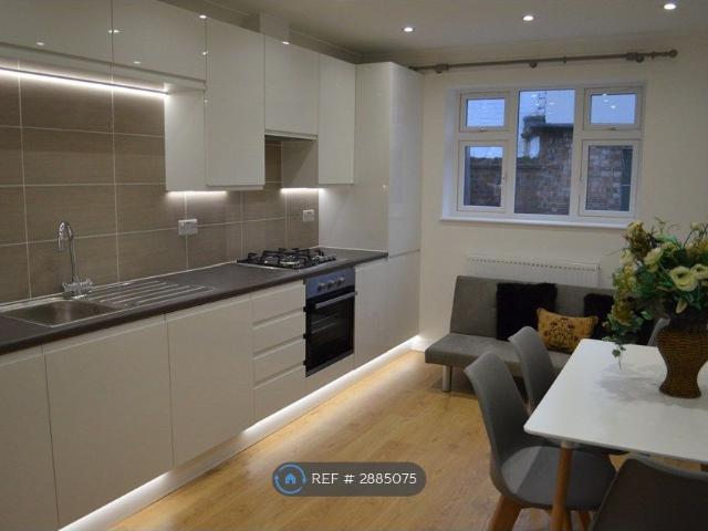 Apartment for rent in Holloway, Greater London