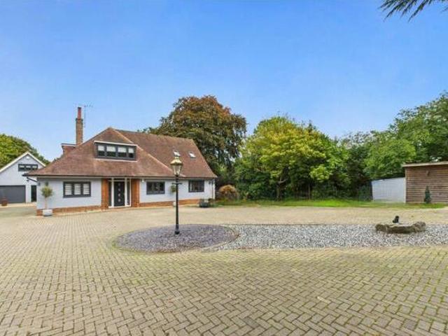 House for sale in Eastbridge, Suffolk