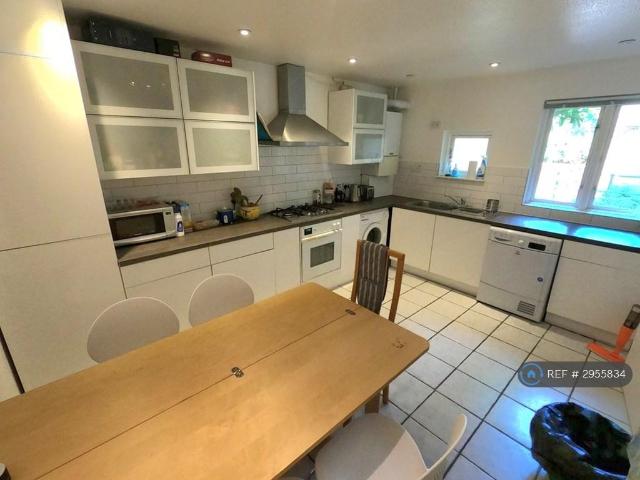 House for rent in Archway, Greater London