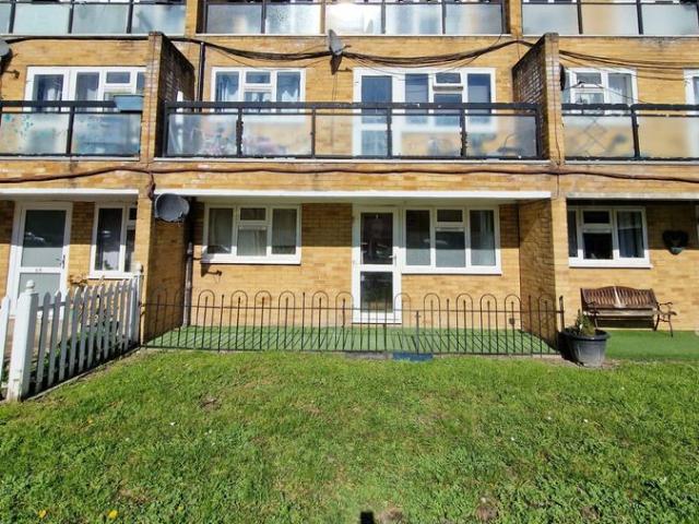 Apartment for rent in Penge, Greater London