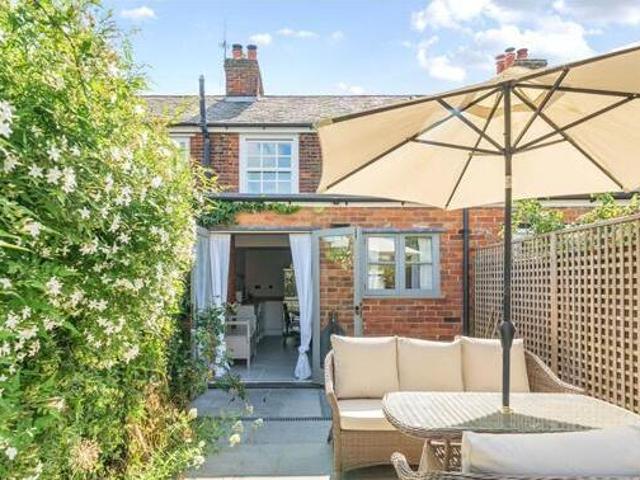 House for sale in Brompton, Gillingham