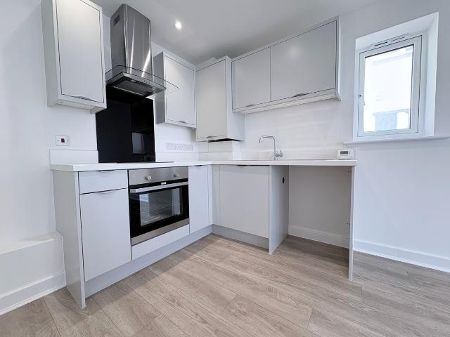 Apartment for rent in Folkestone, Kent