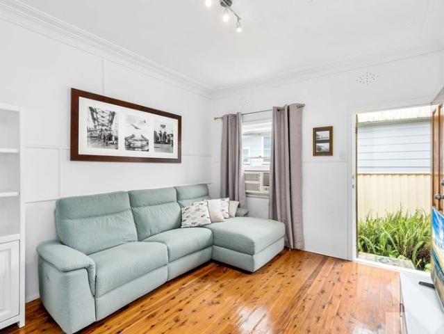 Apartment for rent in Wollongong West, New South Wales
