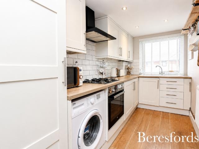 Apartment for rent in Gidea Park, Greater London