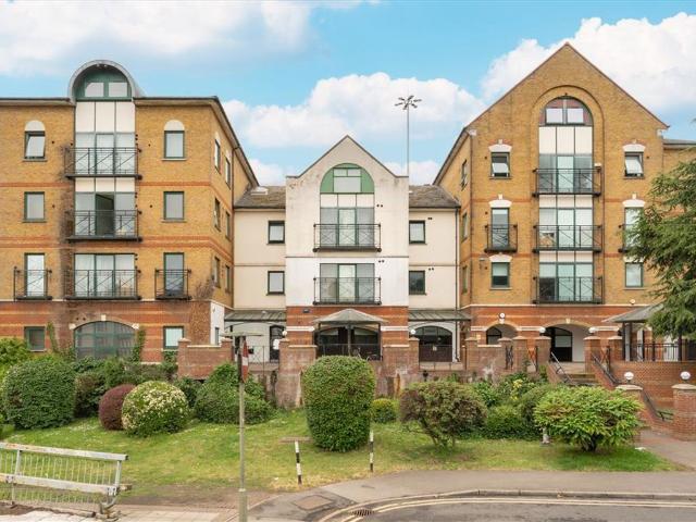 Studio for rent in Brent Cross, Greater London